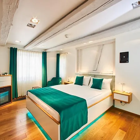 Max Am Hotel *